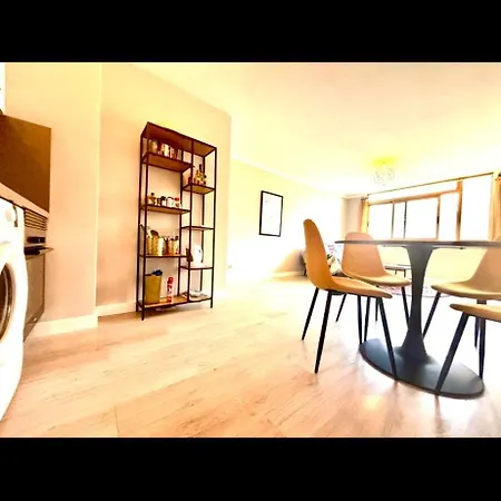 Apartment Sunny